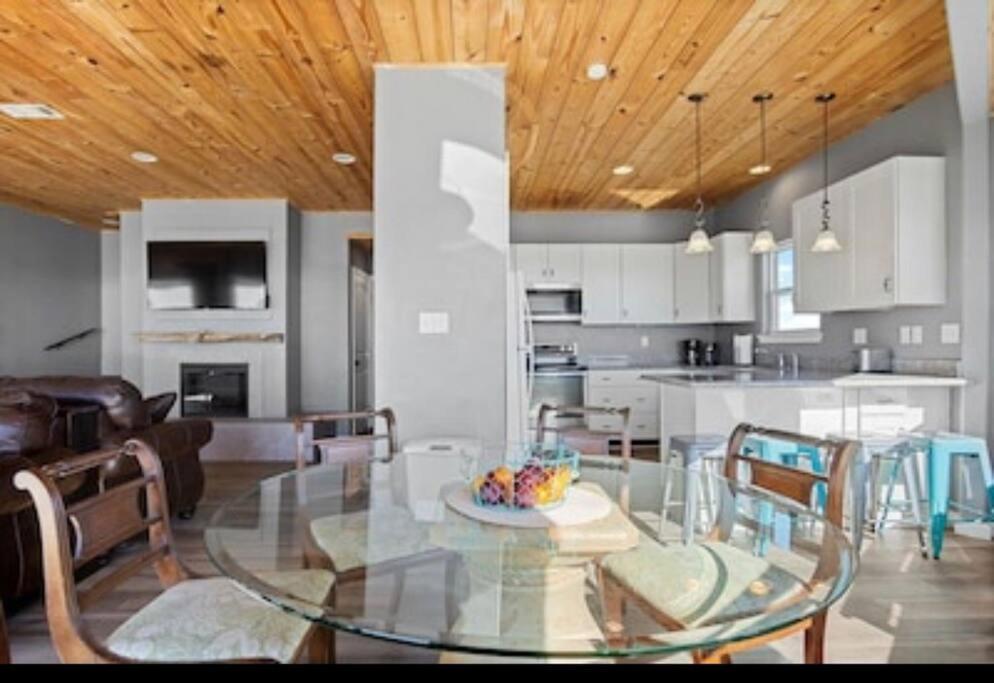 Stunning Beachfront 3 Bedroom Home, Coralmoonbeach Bolivar Peninsula Exterior foto