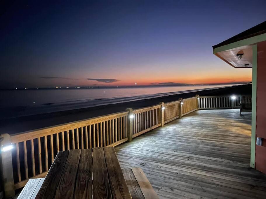 Stunning Beachfront 3 Bedroom Home, Coralmoonbeach Bolivar Peninsula Exterior foto